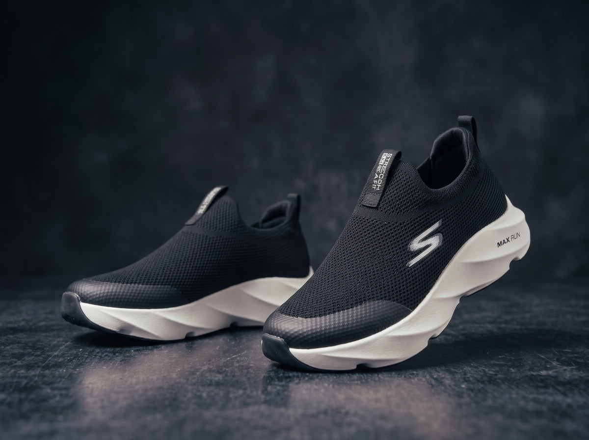 Black Slip-On Sneakers PL-211