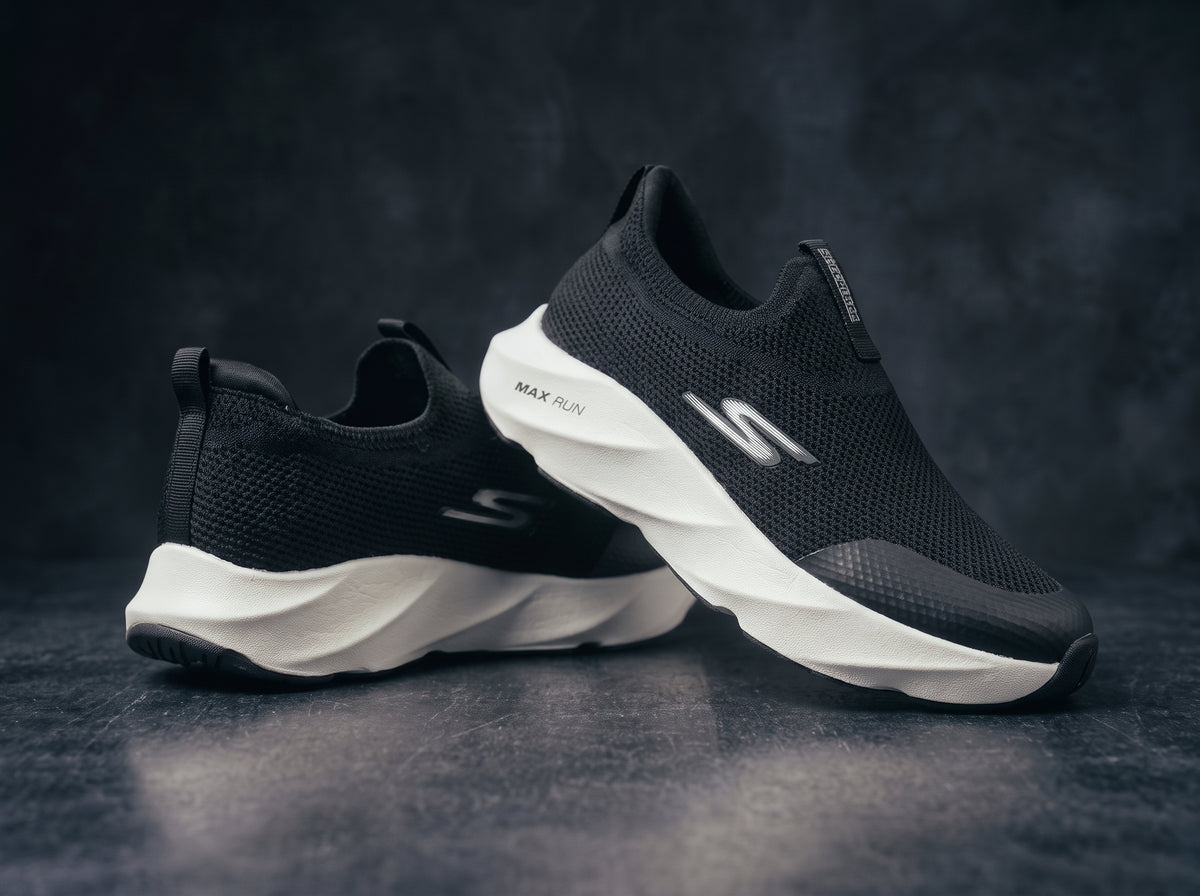 Black Slip-On Sneakers PL-211
