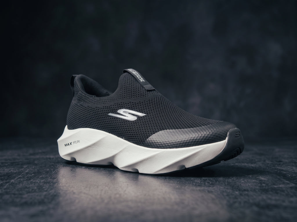 Black Slip-On Sneakers PL-211