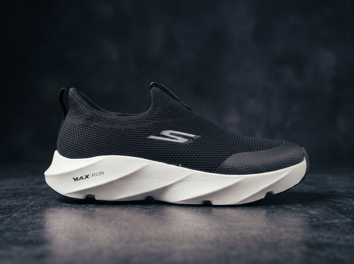 Black Slip-On Sneakers PL-211